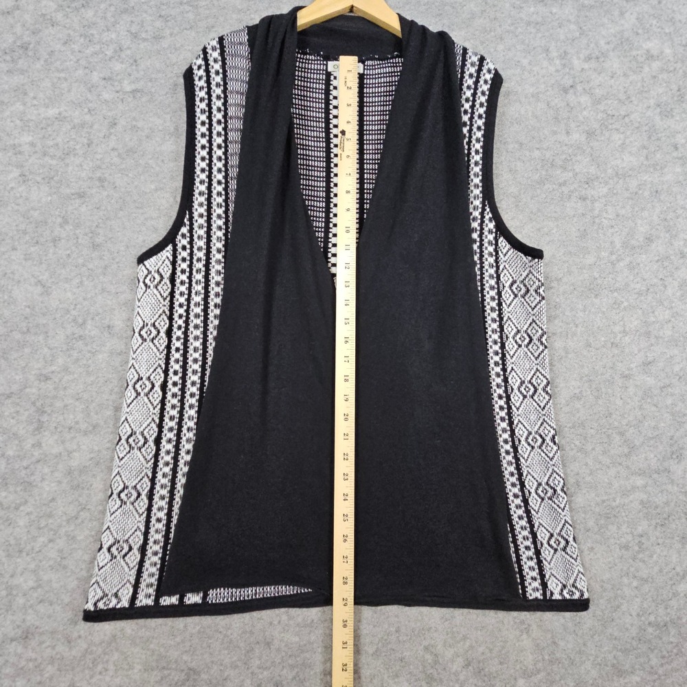ORVIS Women's Black & White Geometric Zip Up Sweater Vest Size XL Cowl Neck Cozy - Picture 8 of 10